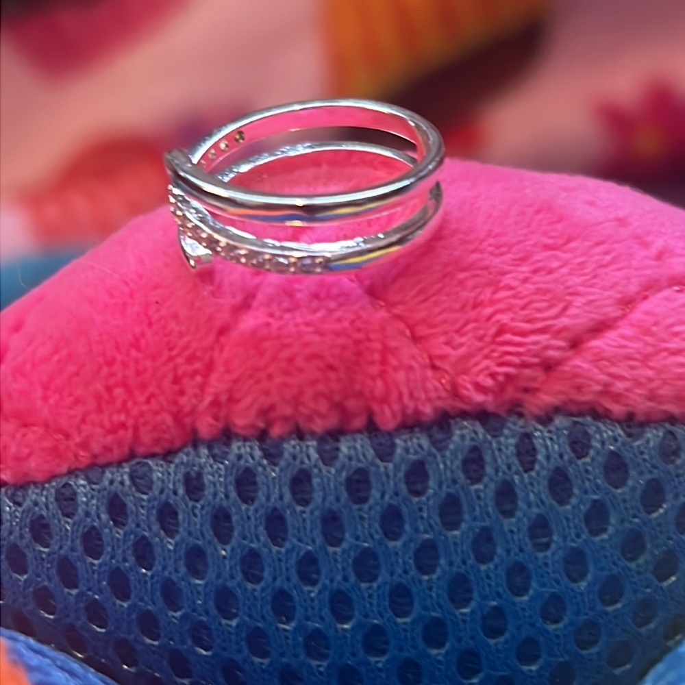 Macys ring - Picture 6 of 7